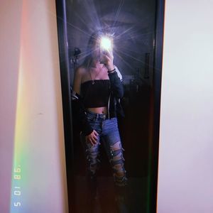 Meet your Posher, Hailey